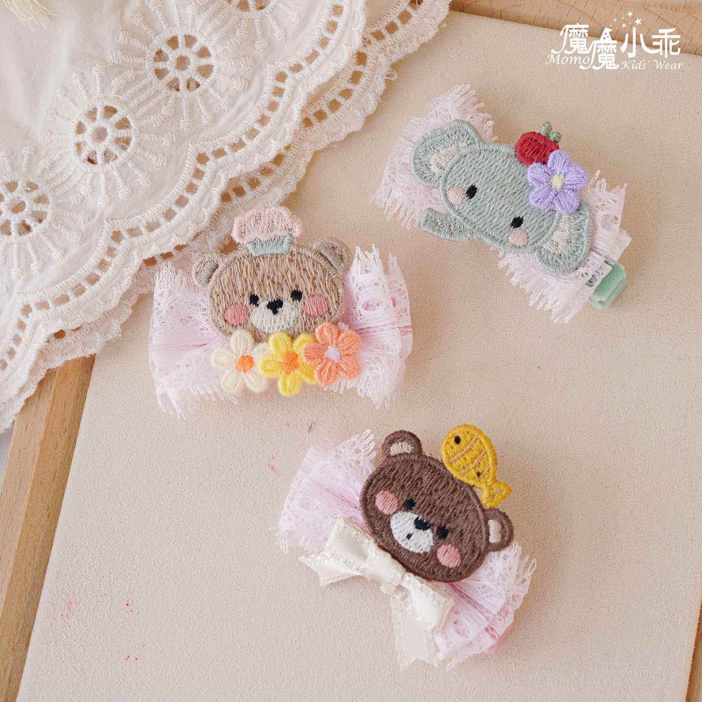 スイートピンクのレースリボンキッズヘアクリップ、クマとゾウの - Hair Clips のレビューと価格